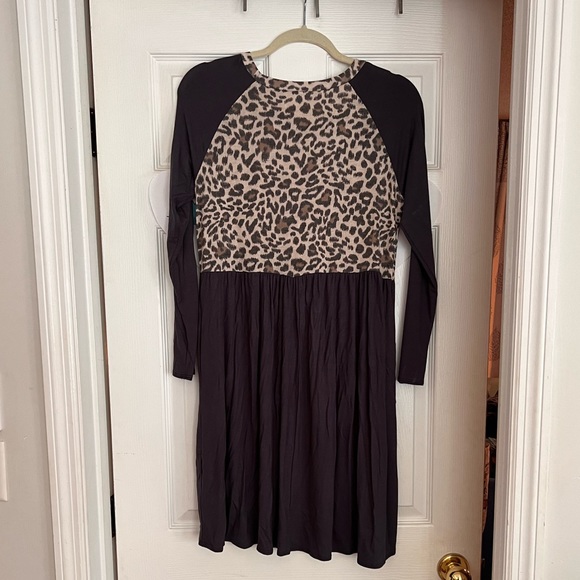 Grey long sleeve dress - Picture 2 of 2